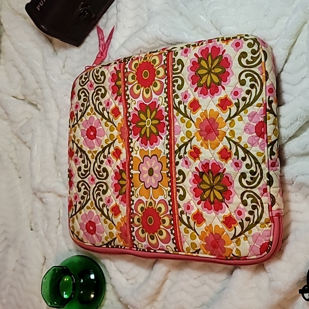 Vera Bradley Cover Case Bag Retired Pattern 2011